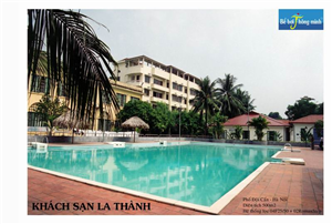 Bể bơi khách sạn La Thành - Hà Nội